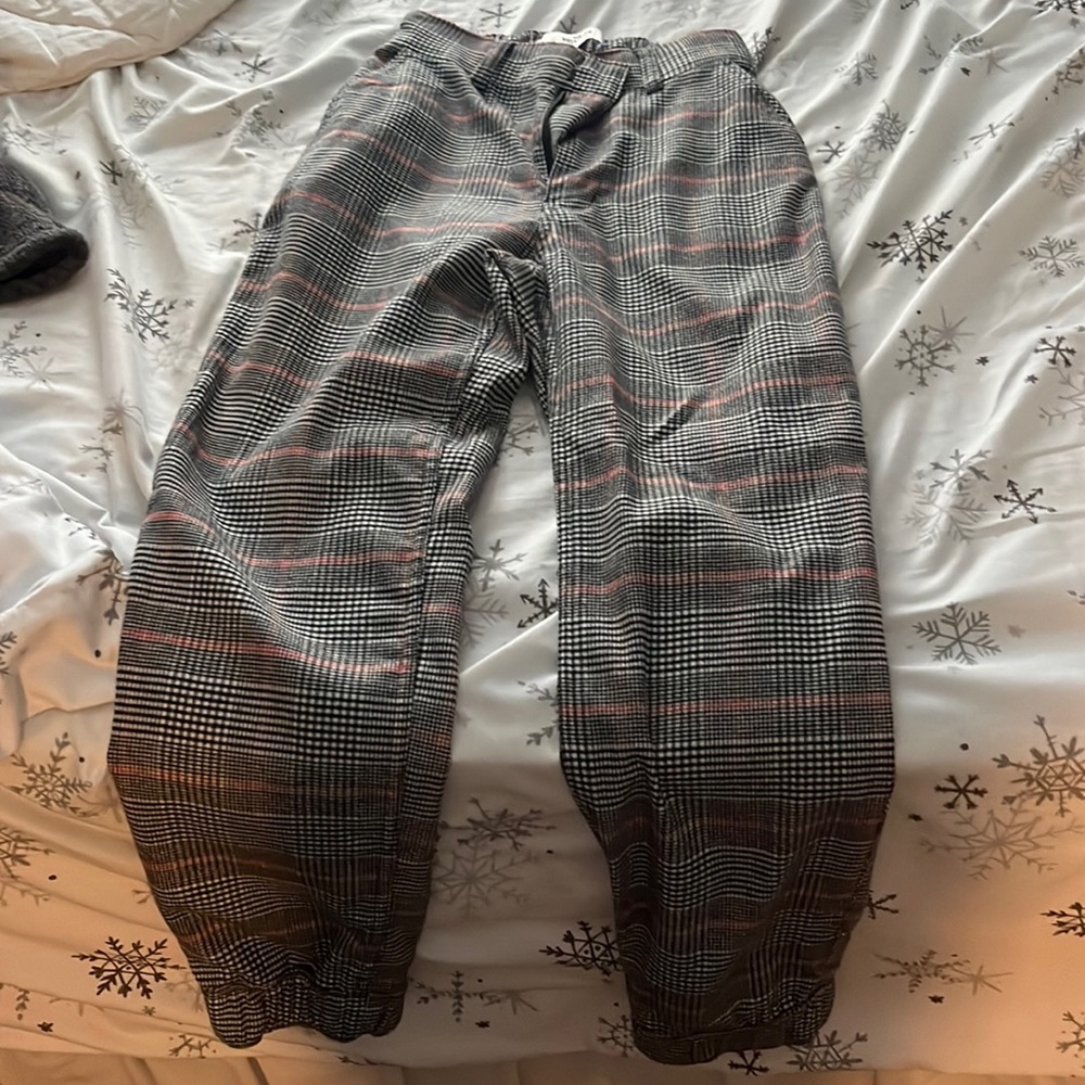 Hollister pants